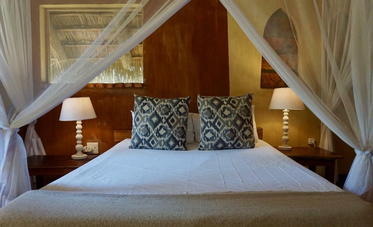 Turtle Cove Lodge And Yoga Shala Praia do Tofo Exterior foto