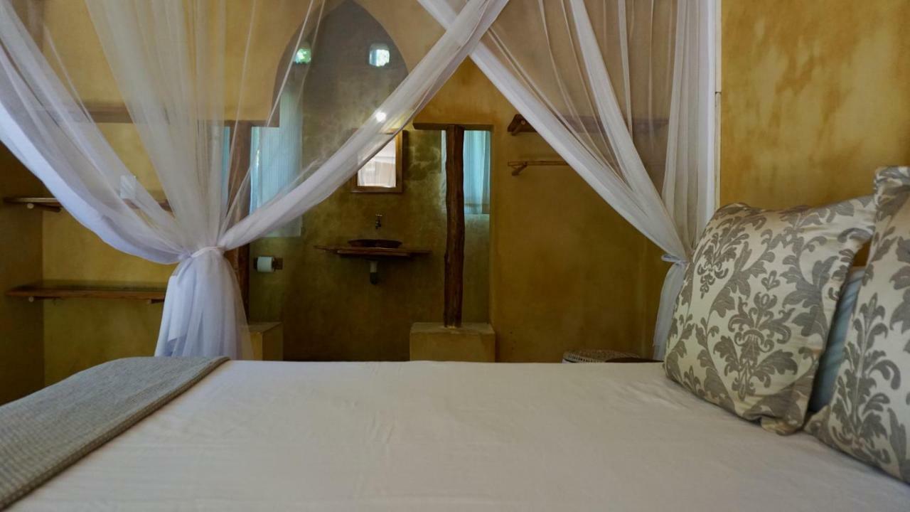 Turtle Cove Lodge And Yoga Shala Praia do Tofo Exterior foto