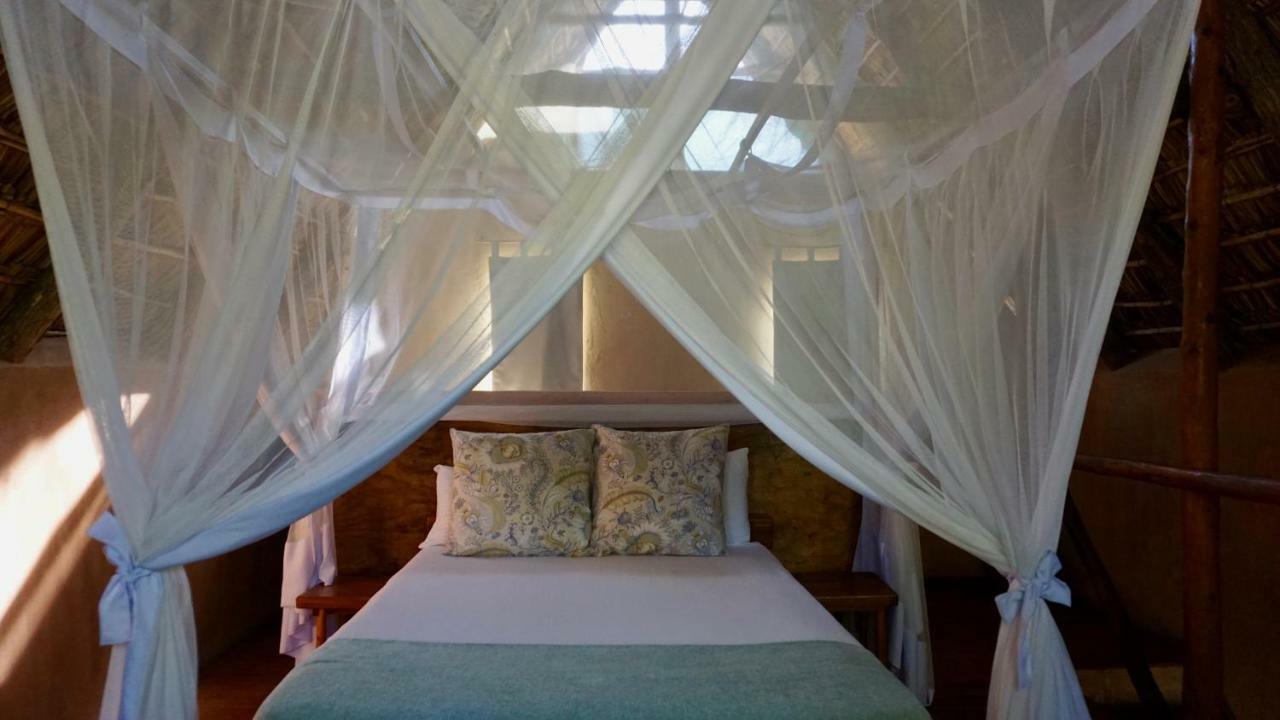 Turtle Cove Lodge And Yoga Shala Praia do Tofo Exterior foto
