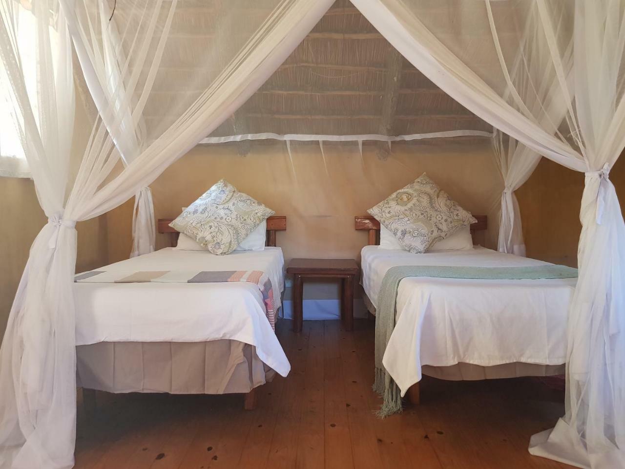 Turtle Cove Lodge And Yoga Shala Praia do Tofo Exterior foto