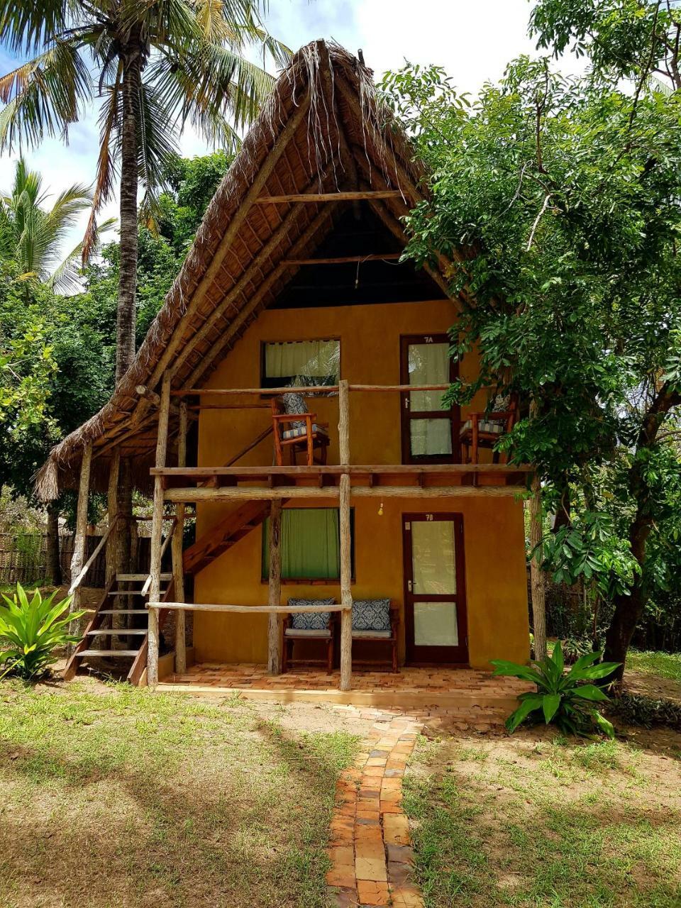 Turtle Cove Lodge And Yoga Shala Praia do Tofo Exterior foto