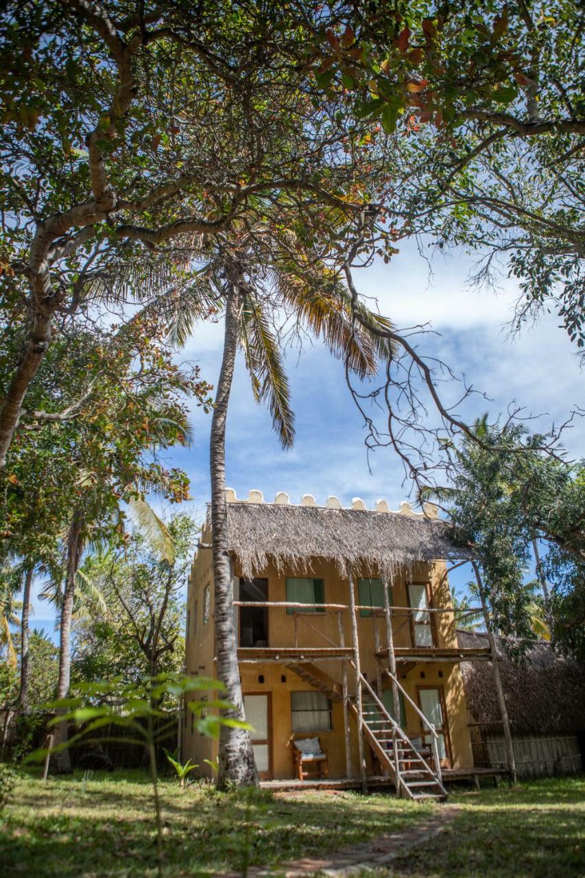 Turtle Cove Lodge And Yoga Shala Praia do Tofo Exterior foto