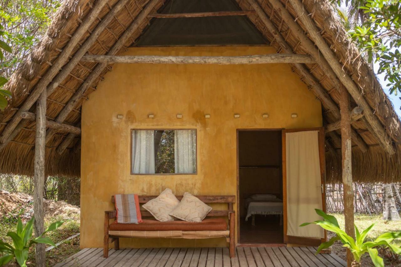Turtle Cove Lodge And Yoga Shala Praia do Tofo Exterior foto